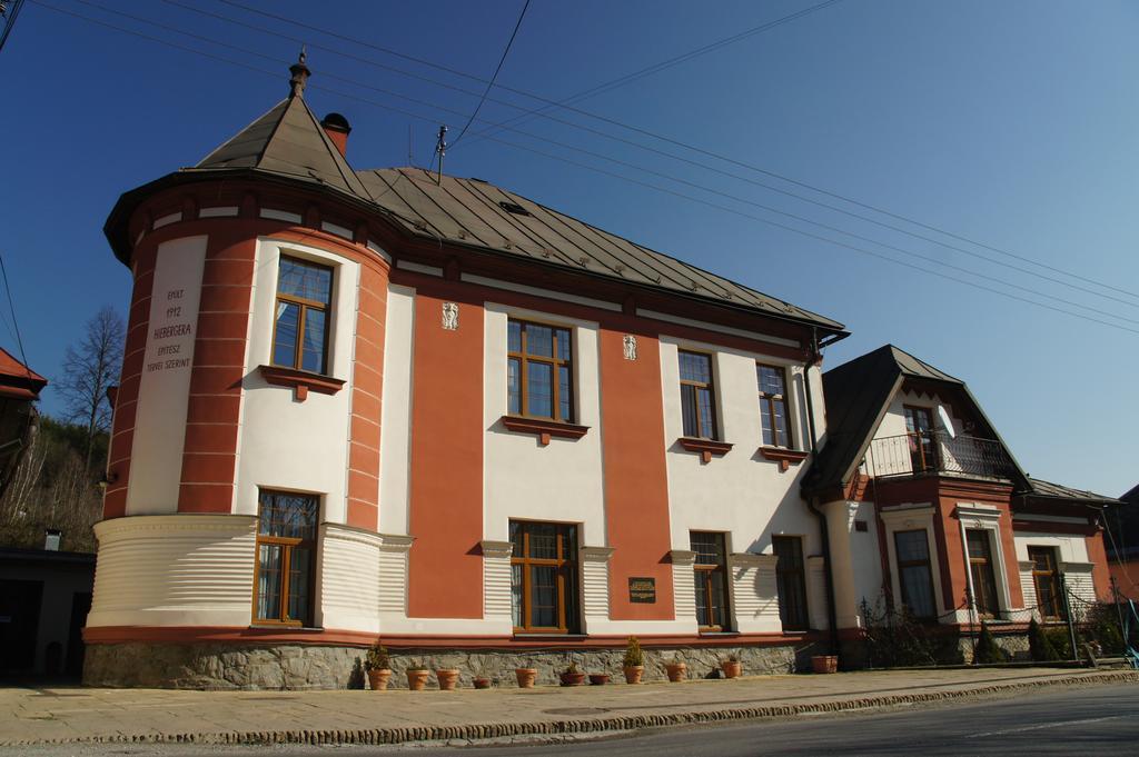 Salmo Hotel Brezno Buitenkant foto